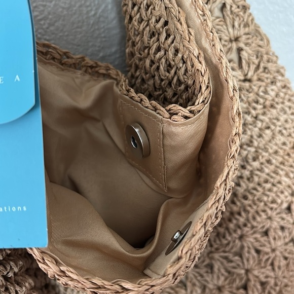 Woven Bag by KISS Sea Shoreline Collections - Picture 3 of 7